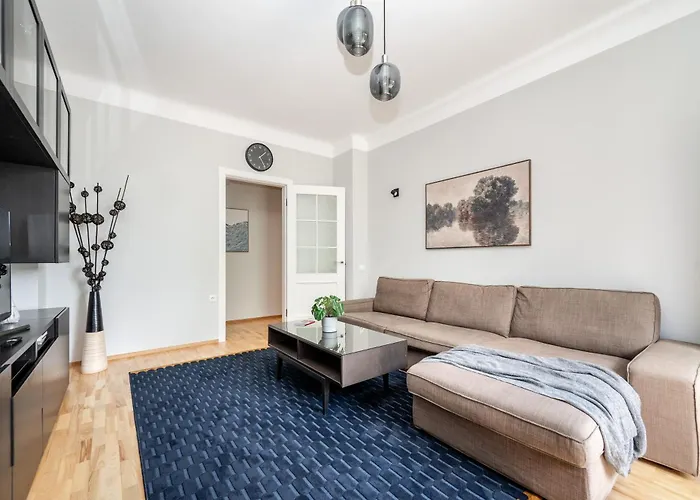 Vokieciu St With Balcony I In The Center Of It I Cohost ヴィリニュス