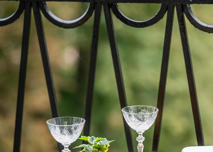 Vokieciu St With Balcony I In The Center Of It I Cohost ヴィリニュス