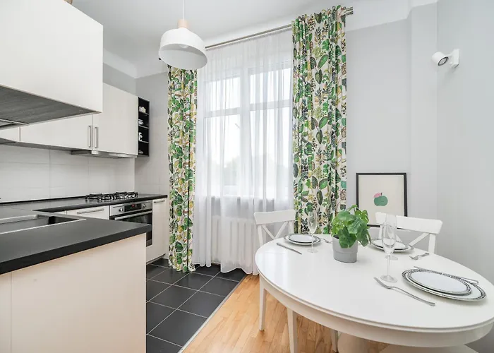 Vokieciu St With Balcony I In The Center Of It I Cohost Apartman *