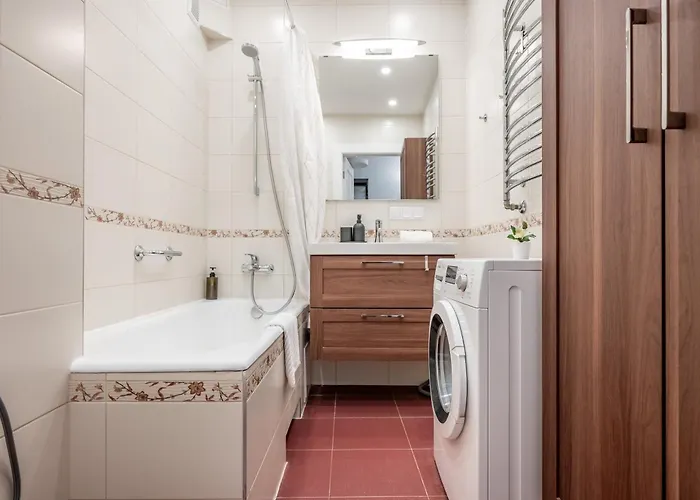 Vokieciu St With Balcony I In The Center Of It I Cohost Wilna